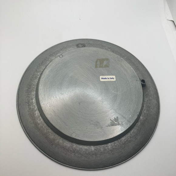 Vtg Pewter Floral Flowers Image Wall Hanging Plate Wall Art Decor Italy 7.5” - Picture 2 of 4